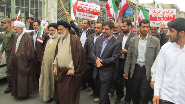 راهپیمایی اعتراض آمیز مردم بهشهر در پی هتک حرمت به حرم حجر بن عدی